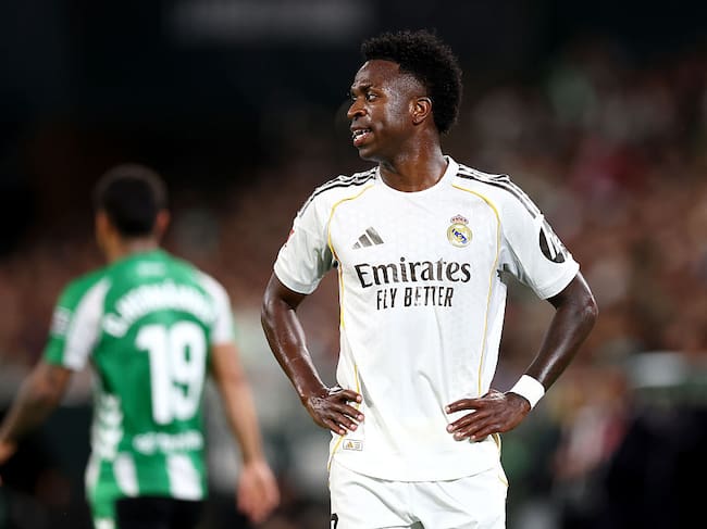 Real Madrid resbala con Betis y le deja servido el título a Barcelona: vea la tabla de posiciones. (Photo by Fran Santiago/Getty Images)