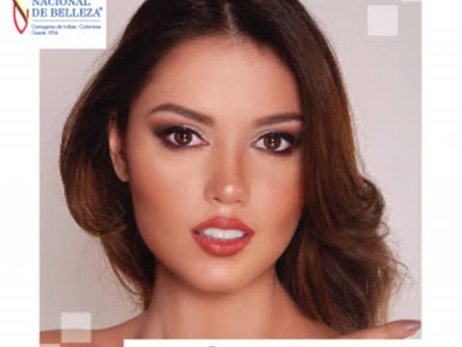 Señorita Santander® 2019-2020 Paula Camila Gualdrón Villarreal, nació en Bucaramanga el 8 de octubre de 1996. Tiene 22 años.Es estudiante de Derecho en la Universidad Pontificia Bolivariana. Como segundo idioma domina el inglés.