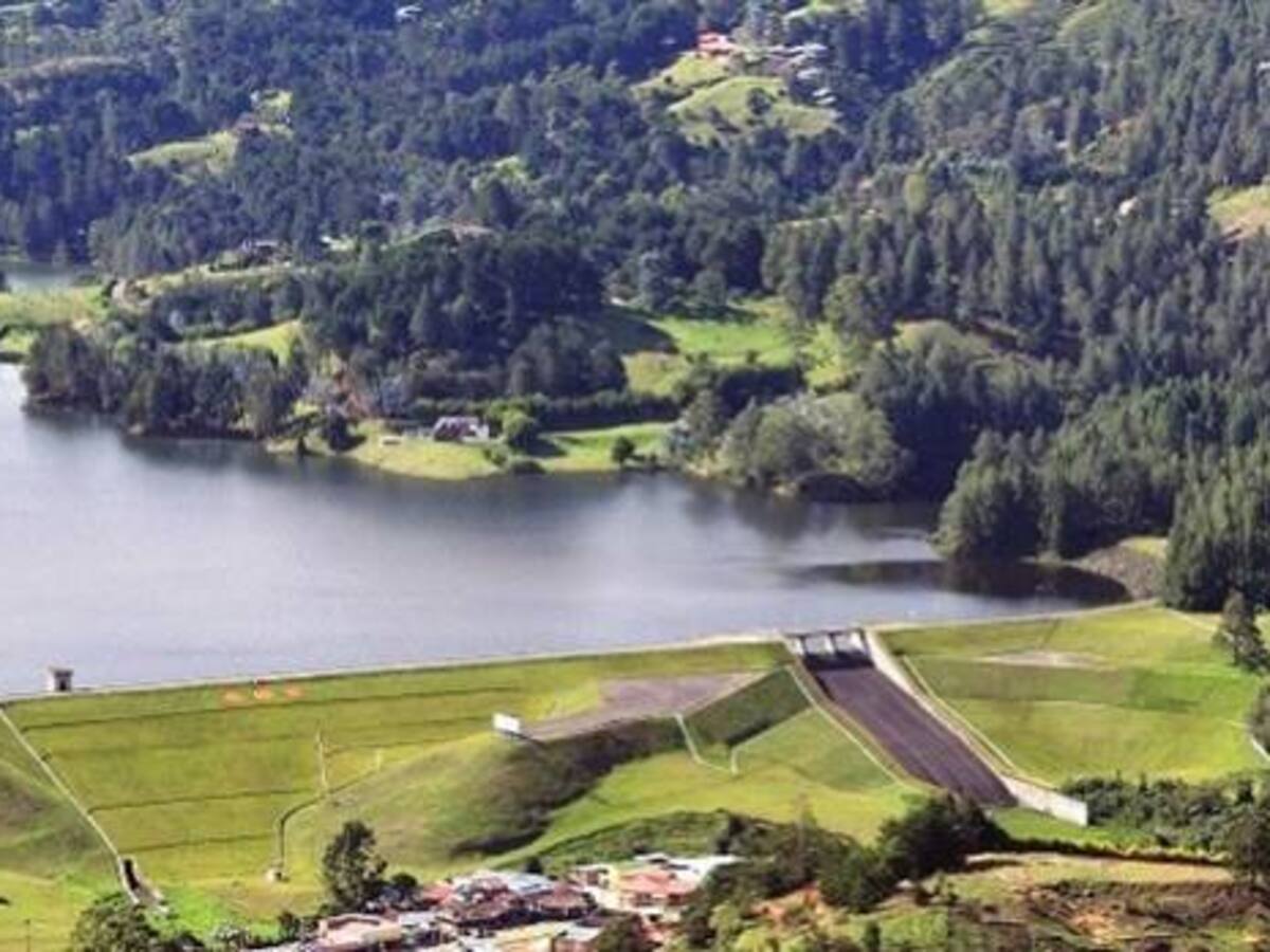 El nivel de los embalses del país bajó al 59%, advierte la empresa XM