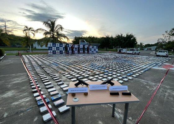 Incautación cocaína- foto Armada Nacional