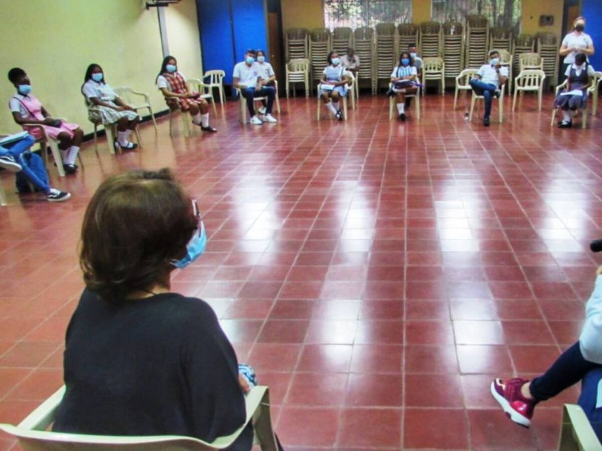Socializaron con personeros estudiantiles de Cartagena el regreso a clases