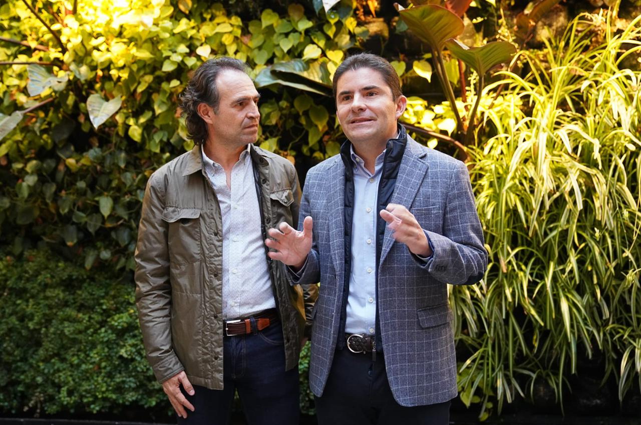 Federico Gutiérrez y Luis Felipe Henao. Foto: Campaña de Federico Gutiérrez