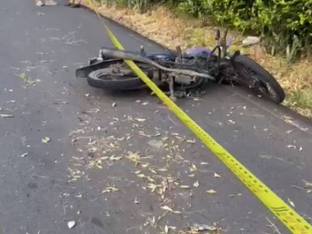 En aparatoso accidente de Tránsito falleció una motociclista en las vías del Quindío