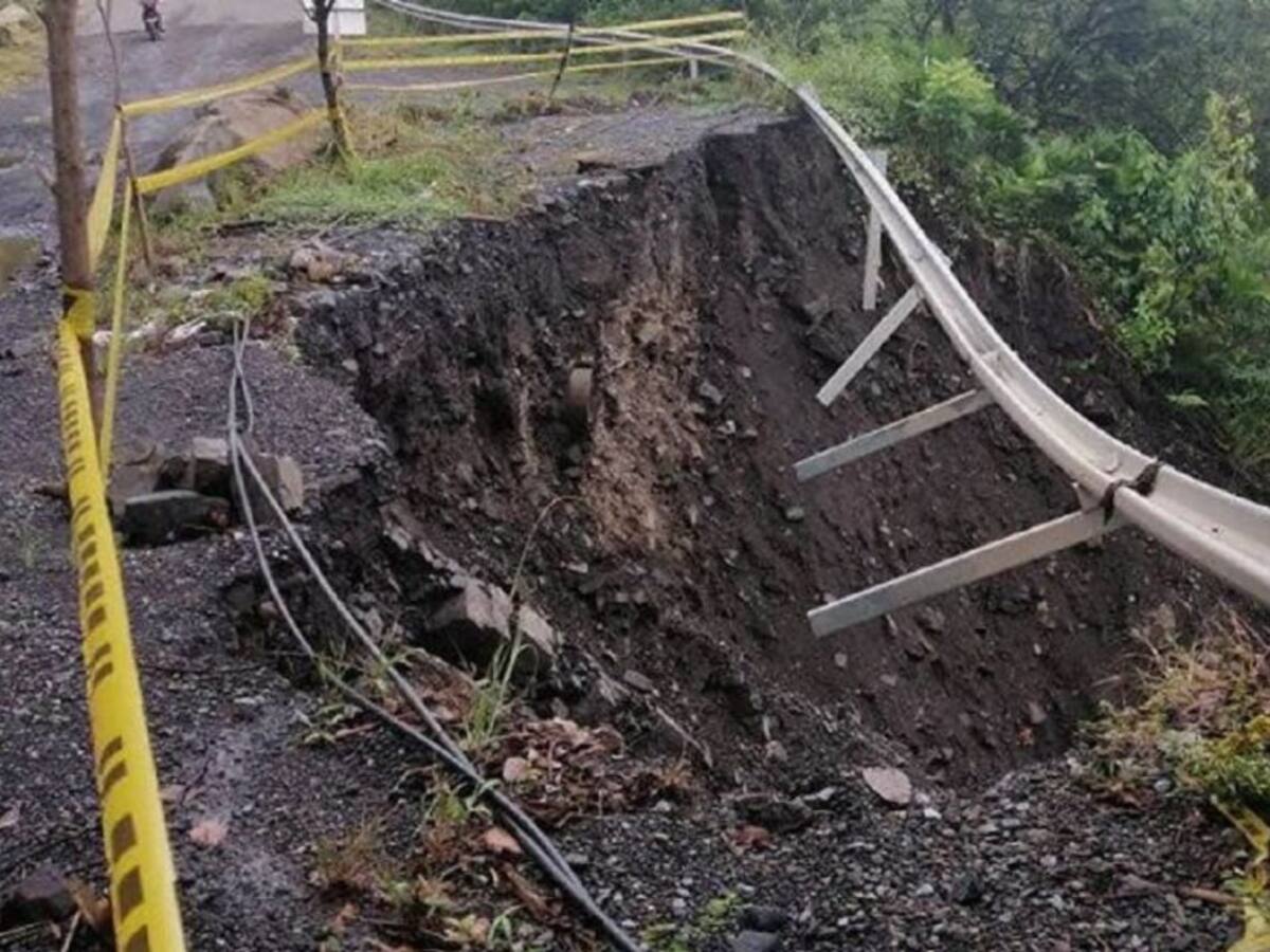 VIDEO: Pérdida de la banca en la Transversal del Carare
