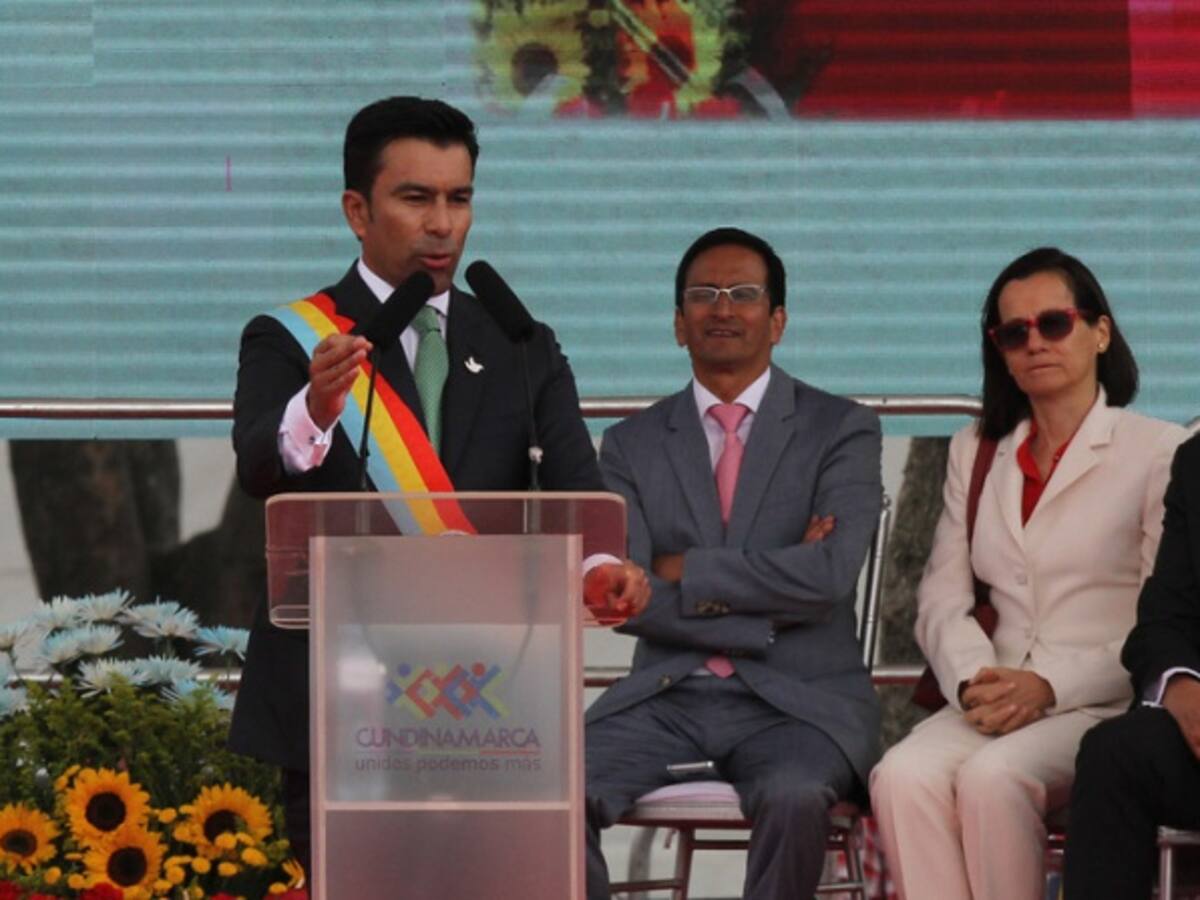 Propuesta de Peñalosa para construir viviendas en Cundinamarca es inequitativa: gobernador Rey