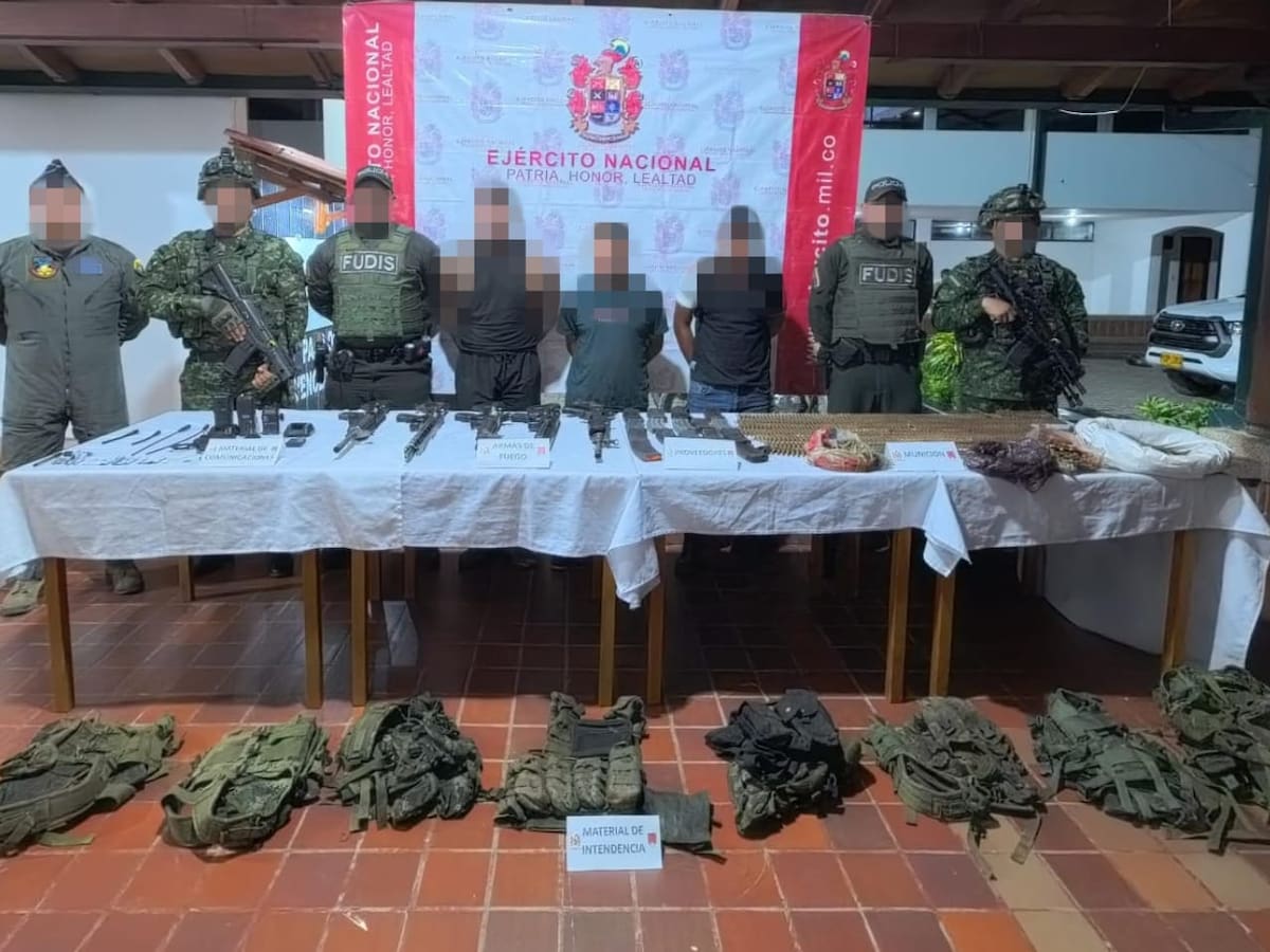 Ejército de Colombia realizó operación contra el Clan del Golfo en Bolívar: hubo tres capturados