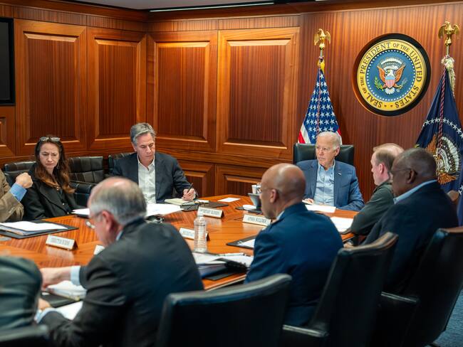 Washington (United States).- A handout photo made available by the White House Photo Office shows US President Joe Biden meeting with members of the National Security Council regarding the unfolding missile attacks on Israel in the Situation Room of the White House in Washington, DC, USA, 13 April 2024. President Biden has returned to Washington a day early to consult with his national security team after both Iran and Israel announced that Iran had launched drones and rockets towards Israel. EFE/EPA/ADAM SCHULTZ / HANDOUT HANDOUT EDITORIAL USE ONLY/NO SALES HANDOUT EDITORIAL USE ONLY/NO SALES
