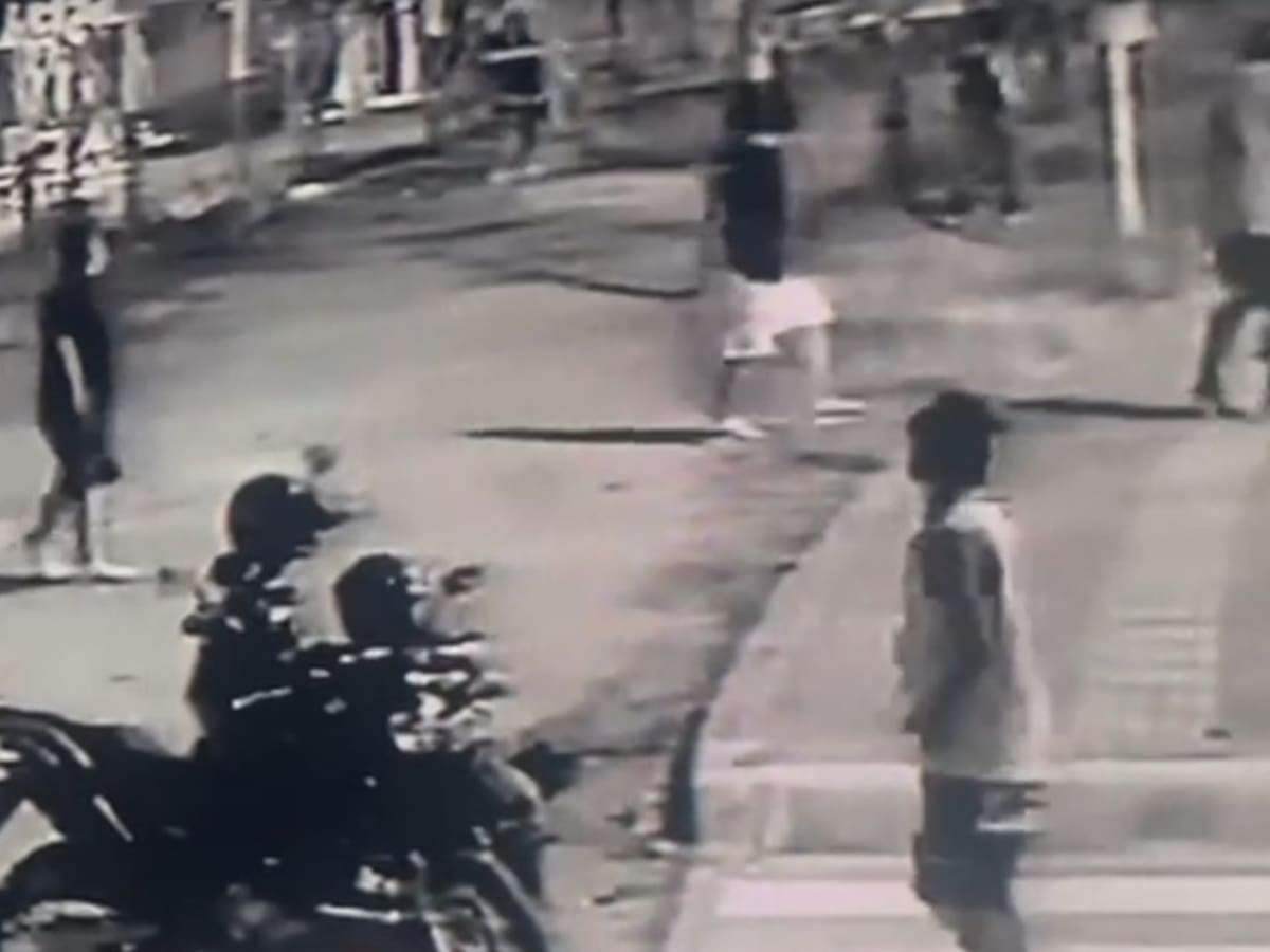 Con machetes y piedras jóvenes se enfrascaron en una riña en los alrededor de La Novena