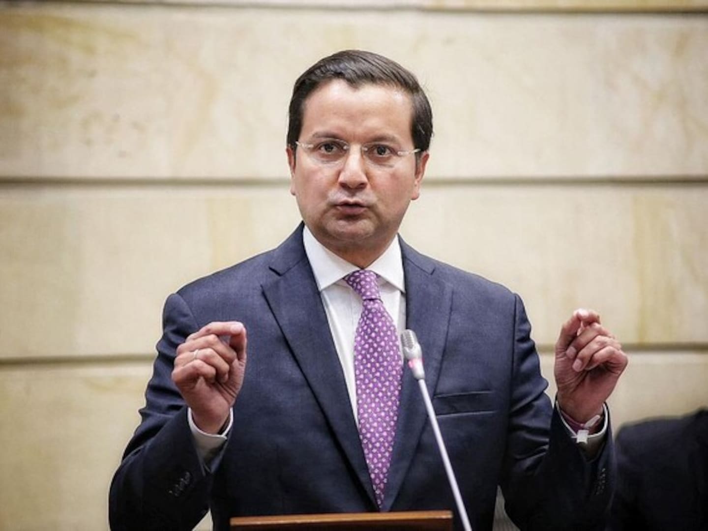 David Luna advierte sobre grave riesgo fiscal en Colombia: déficit de 130 billones de pesos