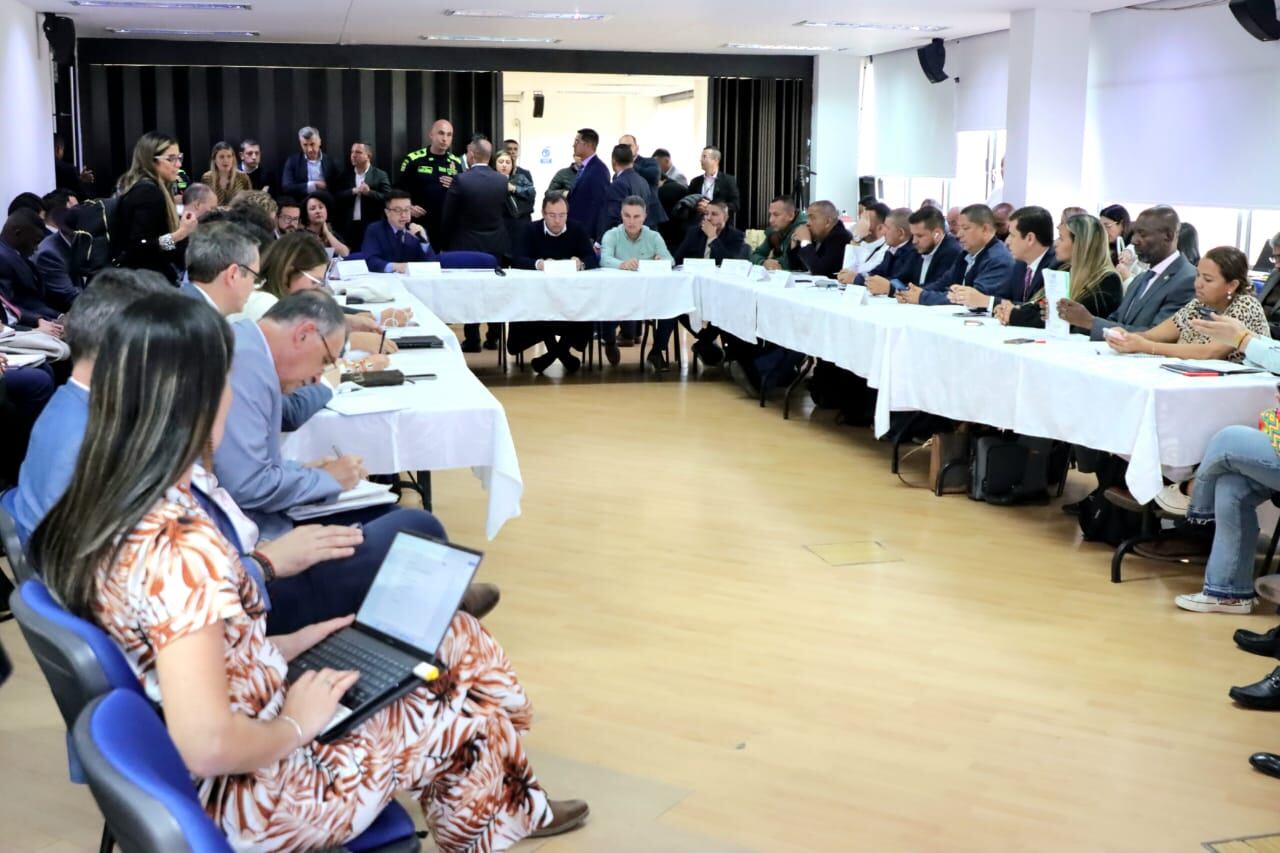 Reunión alcaldes Bajo Cauca gobierno- foto gobernación de Antioquia