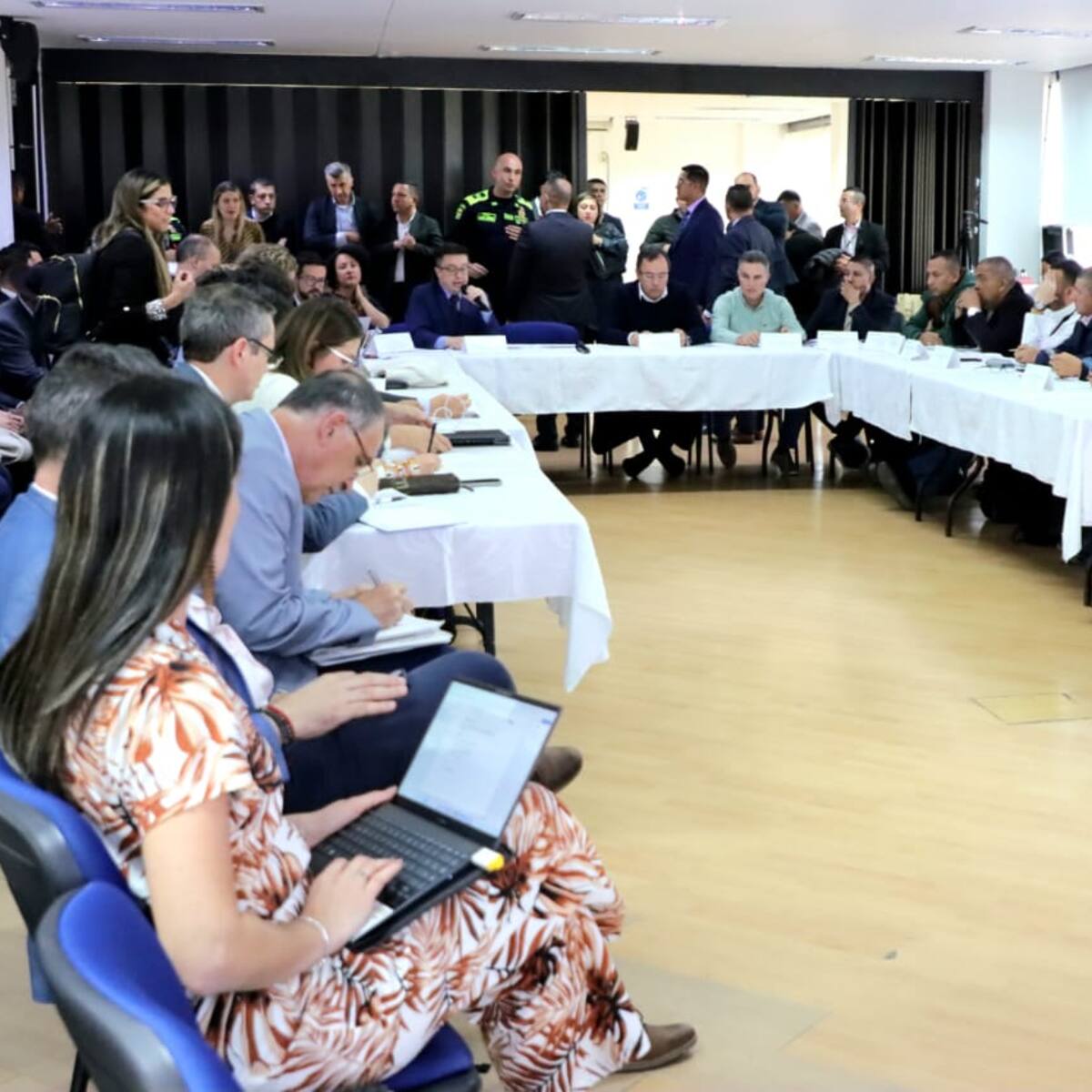 En Bogotá se acordó una mesa subregional para analizar problemática de la minería