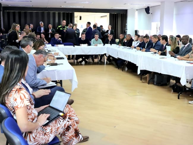 Reunión alcaldes Bajo Cauca gobierno- foto gobernación de Antioquia