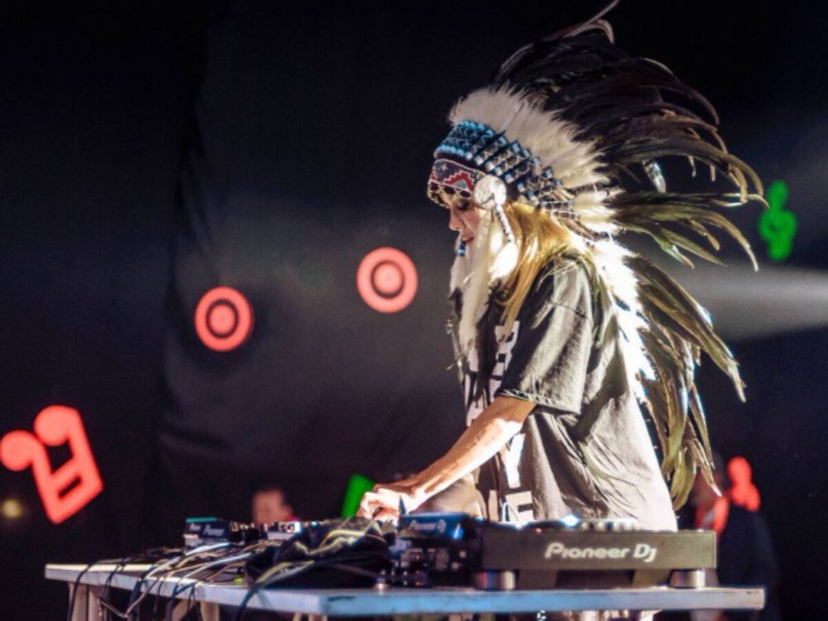 Las habilidosas manos de Natalia Paris