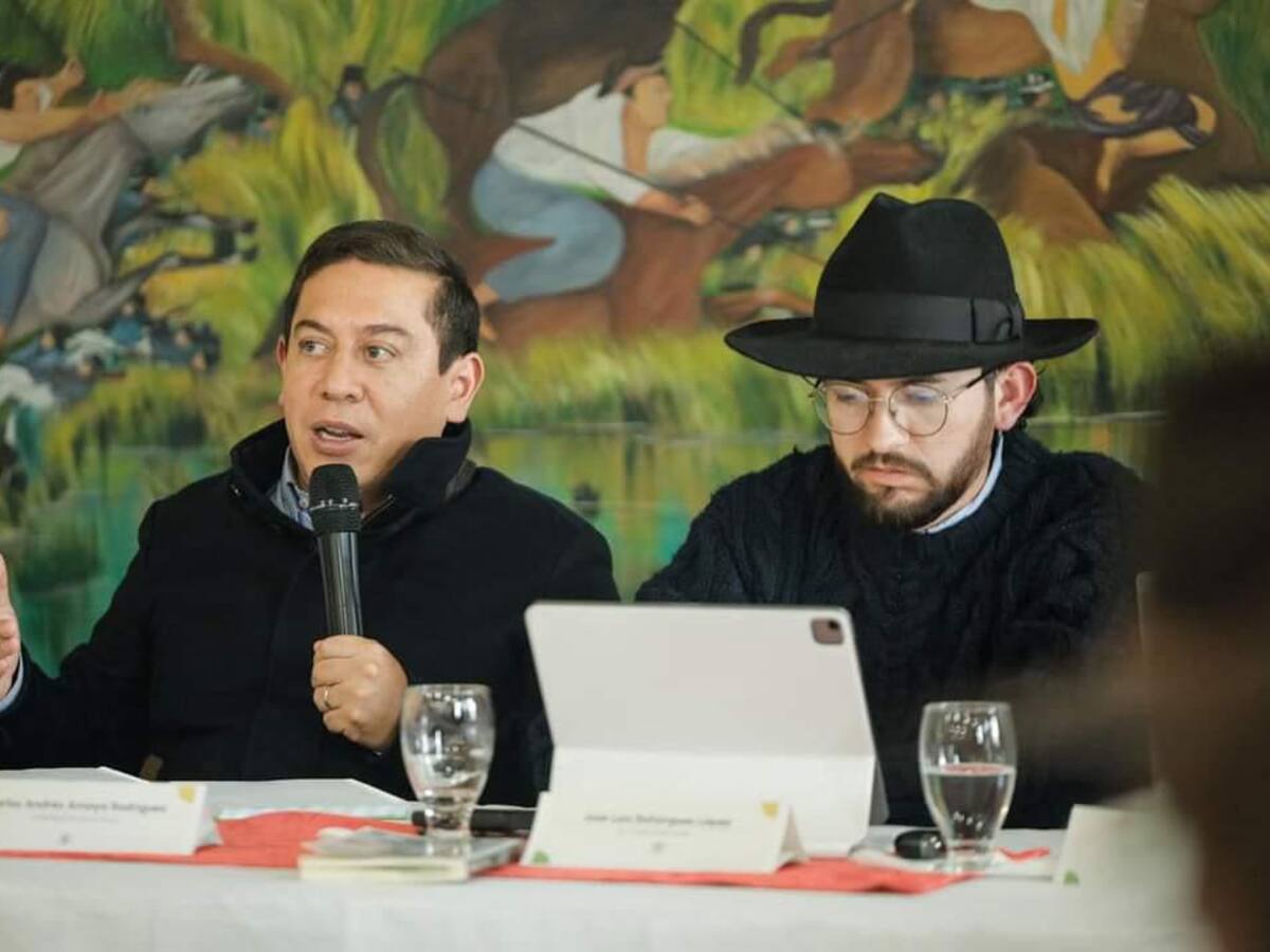 El alcalde de Duitama y el Gobernador de Boyacá denuncian amenazas de muerte