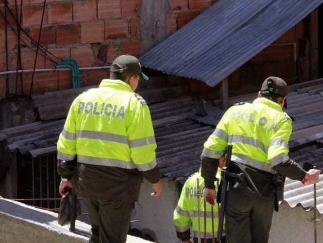 Buscan a oficial de policía desaparecido en Bogotá