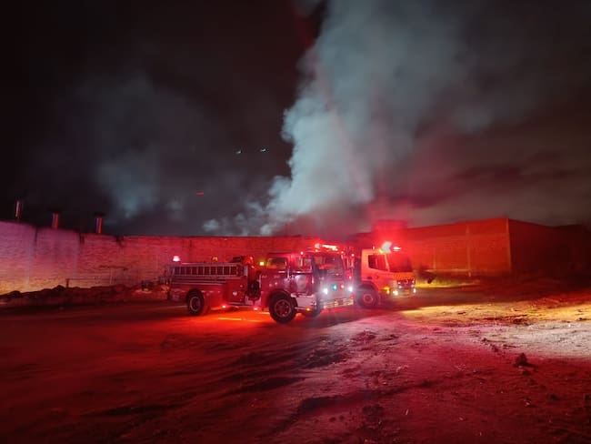 Incendio de gran magnitud destruyó fábrica de alimentos en Ocaña. / Foto: Cortesía.