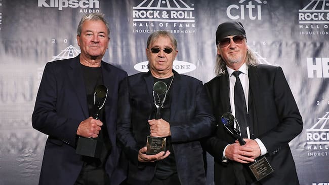 NEW YORK, NEW YORK - APRIL 08: (L-R) Ian Gillan, Ian Paice, and Roger Glover of Deep Purple pose on stage in the press room at the 31st Annual Rock And Roll Hall Of Fame Induction Ceremony at Barclays Center of Brooklyn on April 8, 2016 in New York City. (Photo by Jim Spellman/WireImage for Rock and Roll Hall of Fame)