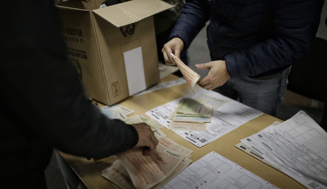 Cierre de las Las críticas y denuncias de supuesto fraude en las elecciones legislativasde votación Legislativas 2022