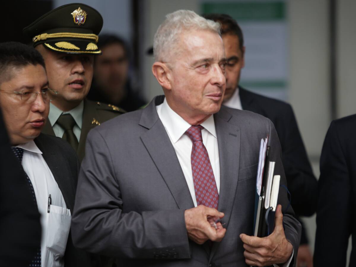 Expresidente Álvaro Uribe denuncia que se estaría preparando “otro atentado en mi contra”