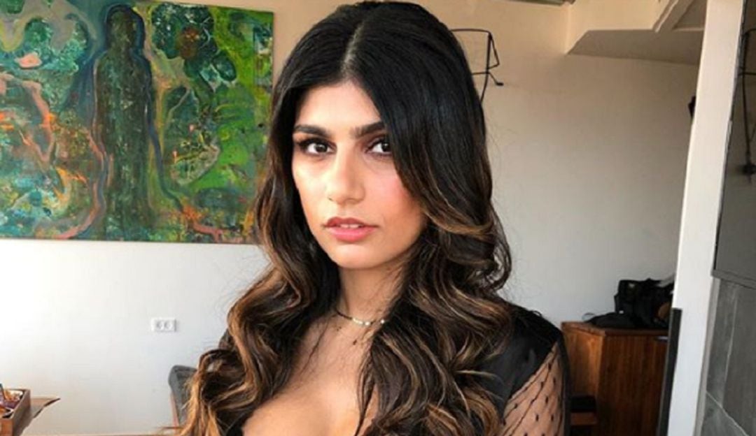 ¡Llegó navidad! Así es el nuevo calendario 2019 de Mia Khalifa