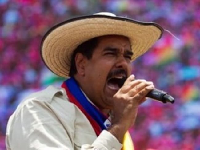 Maduro canta y baila rap para burlarse de Capriles