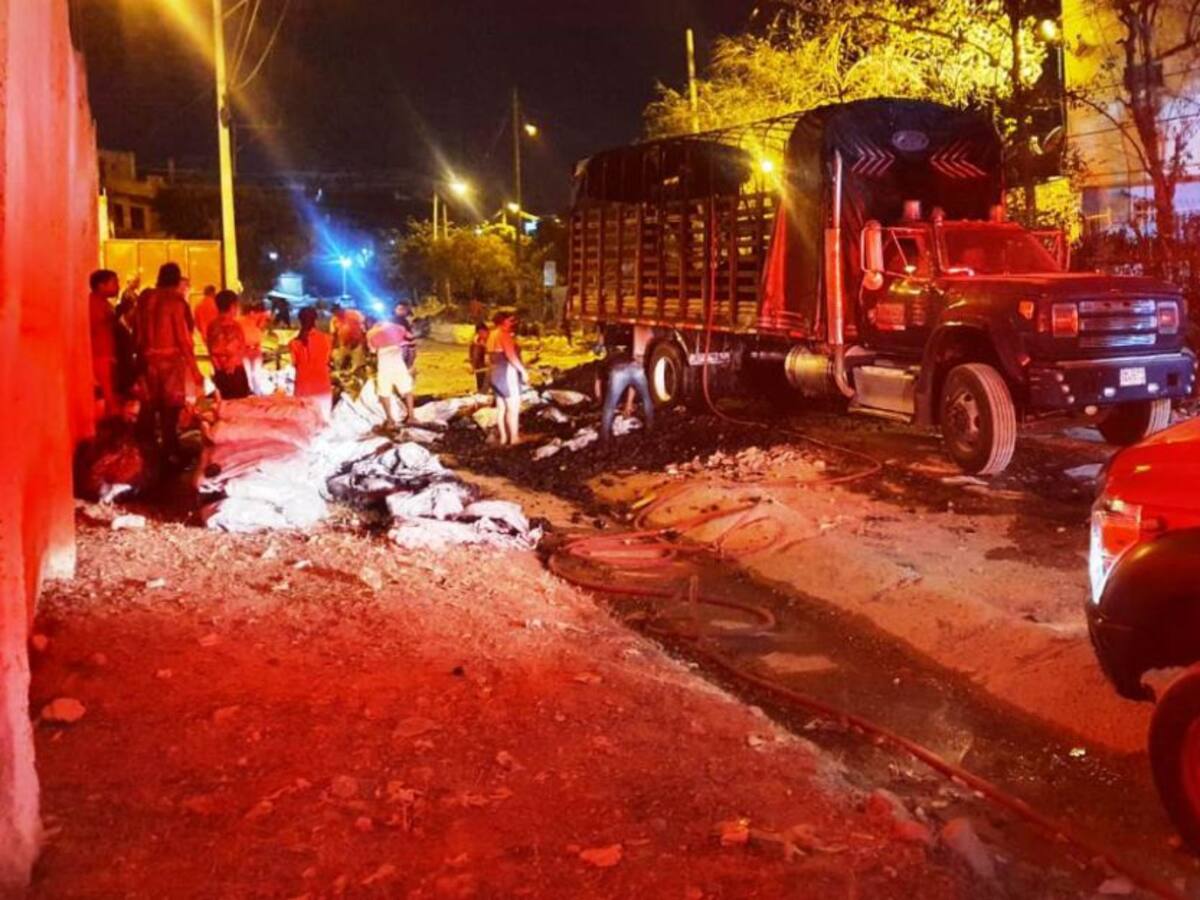 Dos vehículos incendiados en hechos aislados en Cartagena el fin de semana