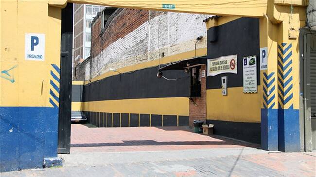 Concejo de Bogotá hunde proyecto que buscaba incremento en tarifas de parqueaderos. Foto: Colprensa