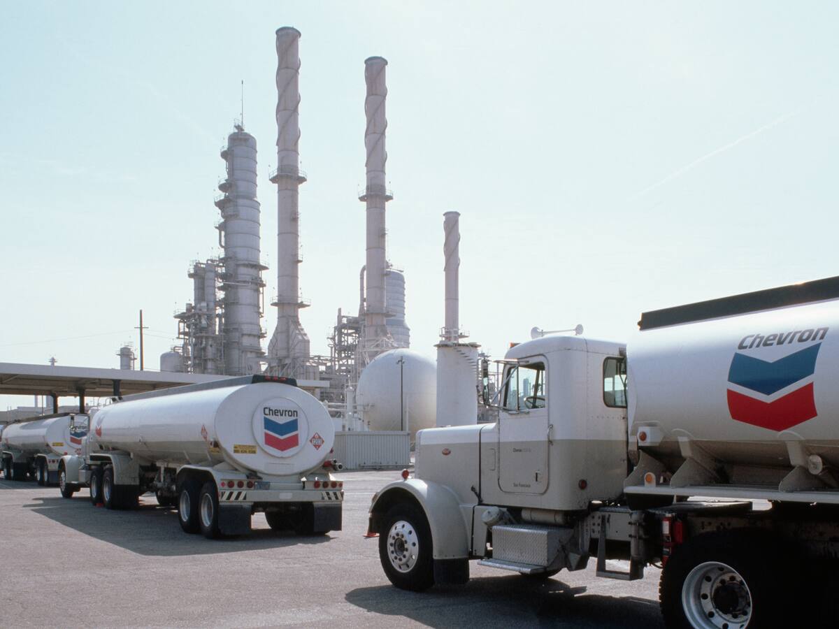 Gobierno venezolano dice que mantendrá compromisos con Chevron