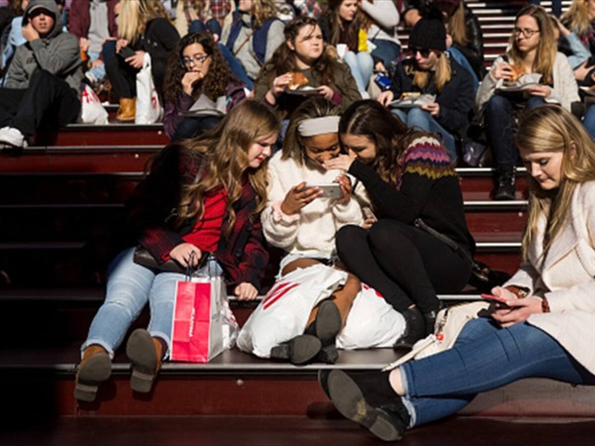 ¿A qué edad los niños deben empezar a usar las redes sociales?