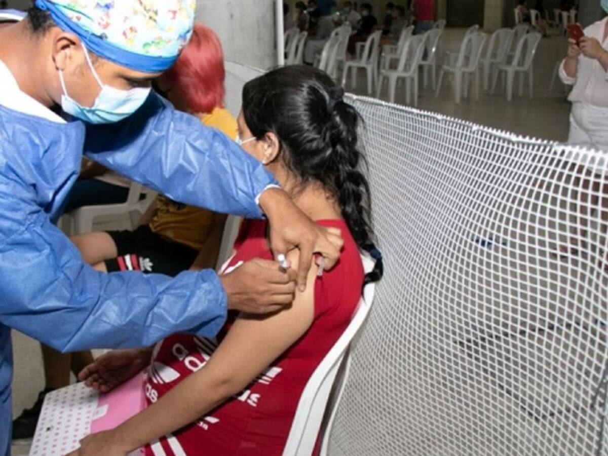 Lento avance de vacunación Covid de gestantes en el Huila