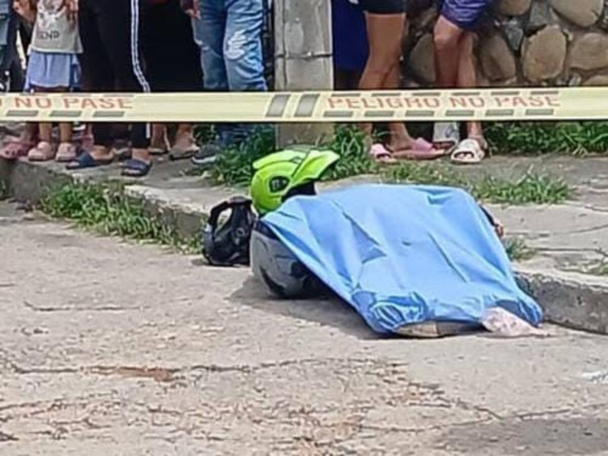 Mototaxista muere en Floridablanca tras recibir un disparo en la espalda