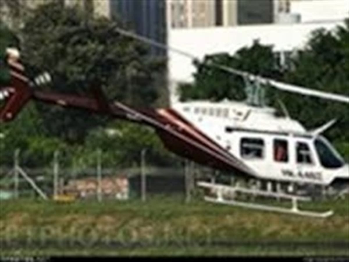 Uribe revela informe que demuestra que helicóptero fue impactado por fuera