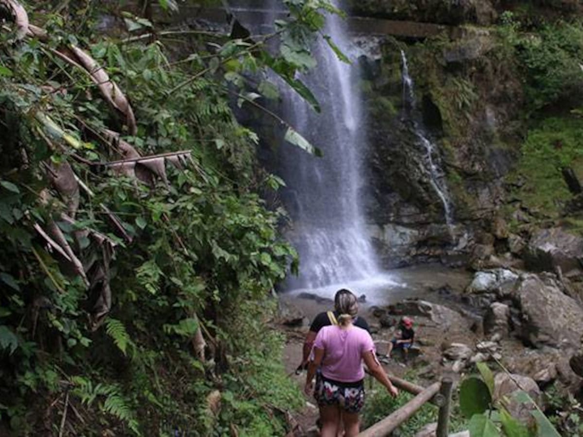 ¿Qué dijo el comandante de la Policía sobre los atracos a turistas en ríos y cascadas en el Quindío?
