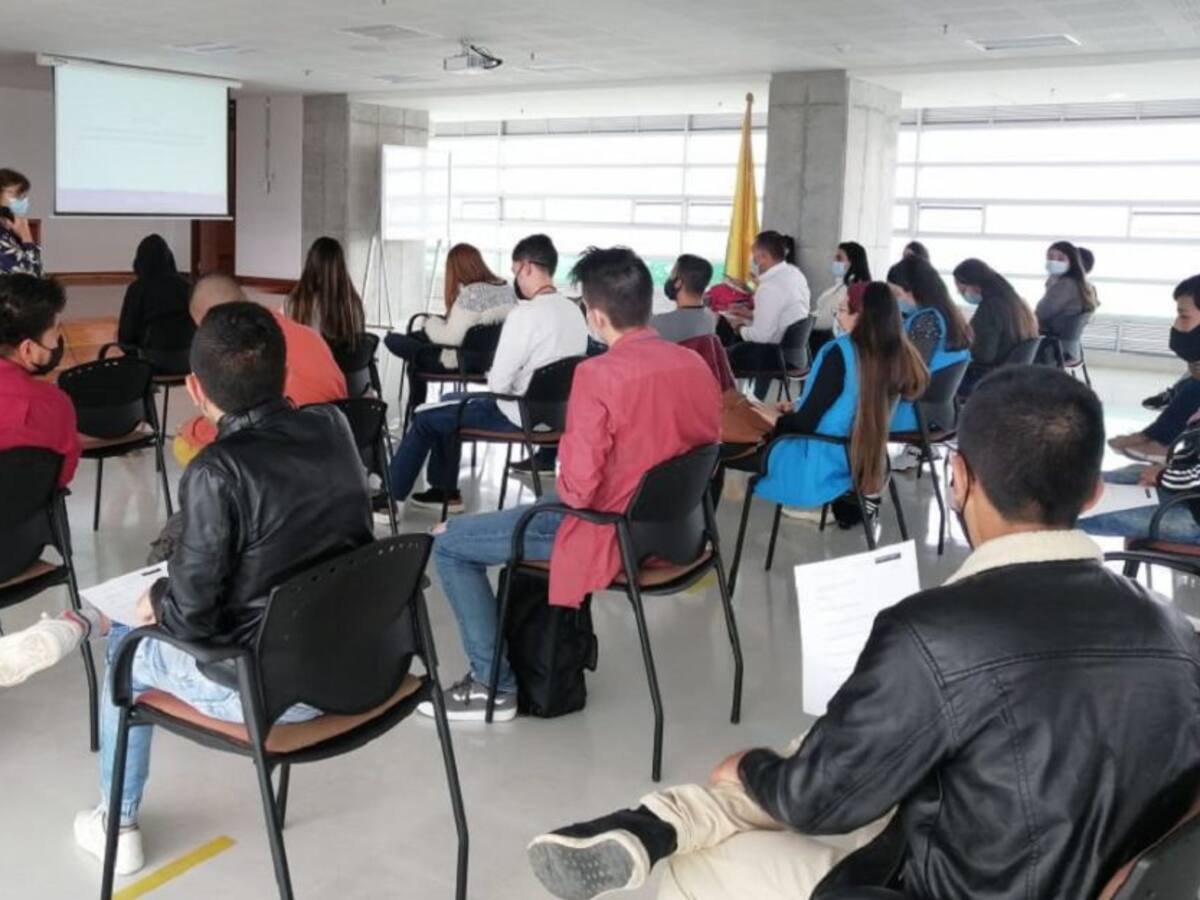 Capacitaron y certificaron a jóvenes en primeros auxilios psicológicos
