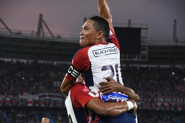 Carlos Bacca celebra su gol ante Fortaleza / Colprensa.