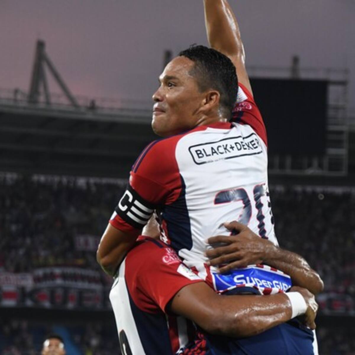 Bacca acecha a Dayro y tiene en la mira a Aristizábal: Tabla de goleadores históricos