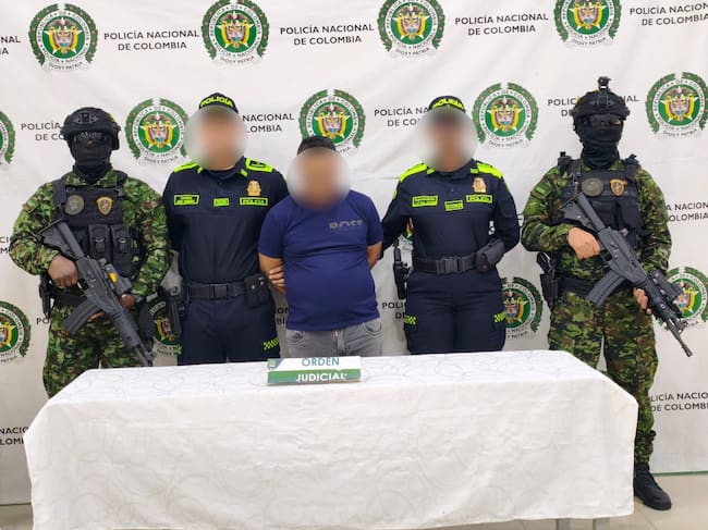 Capturan a presunto cabecilla del Clan del Golfo señalado de coordinar homicidios en Montería. Foto: Ejército.