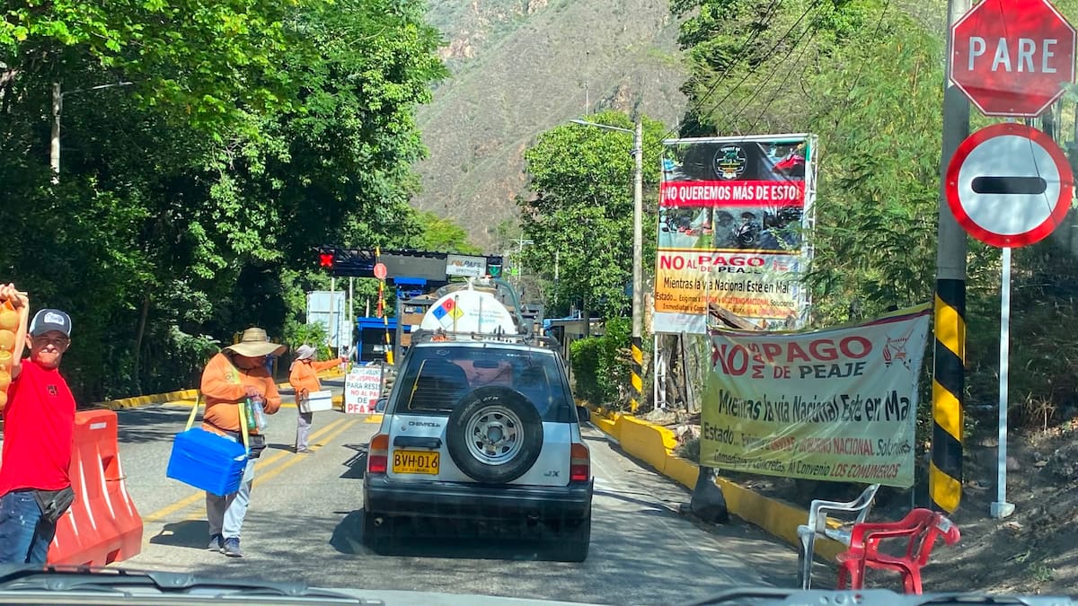 Después de nueve meses volverán a cobrarse los peajes entre Bucaramanga y Bogotá