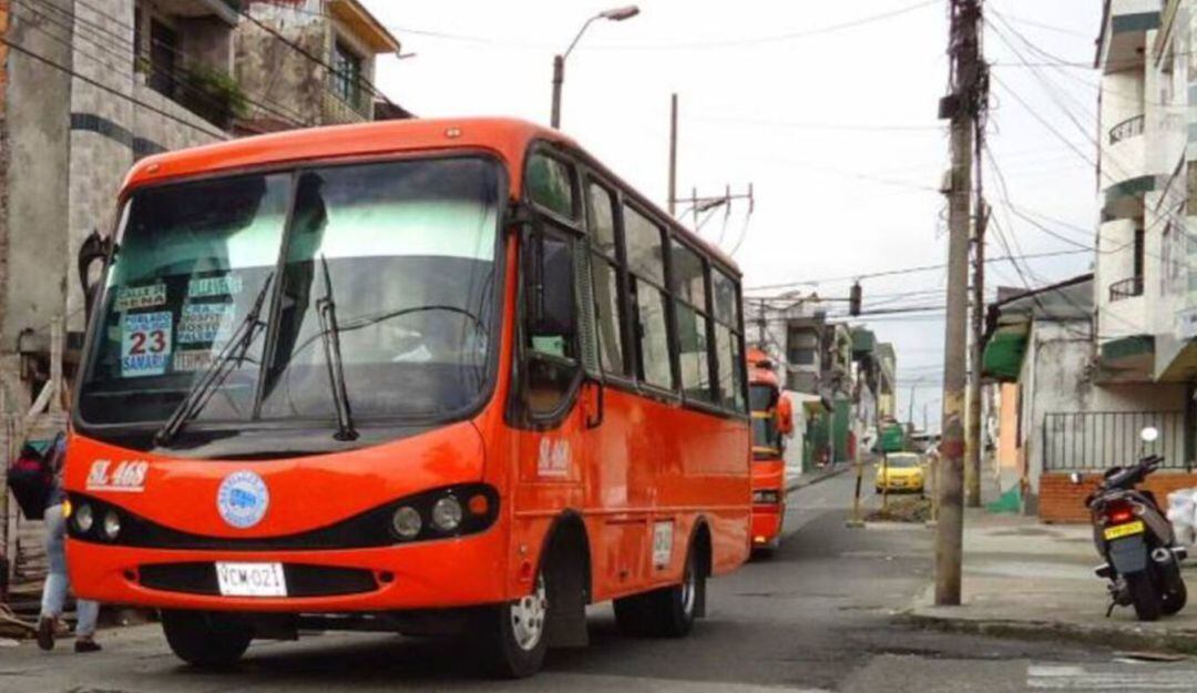 Alza de tarifa en el transporte público.