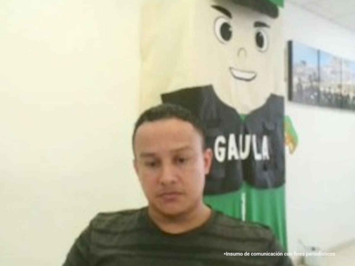 Cárcel para subintendente de la Policía por exigir dinero a una auxiliar para no reportarla