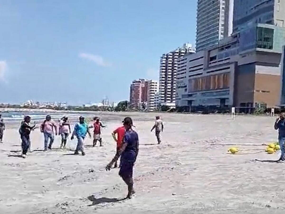 Inició instalación de señalización en playa 5 de Bocagrande tras protesta de pescadores