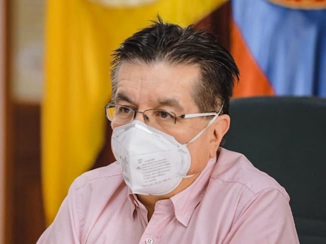 Pico de pandemia llegará en octubre, Ministro de Salud