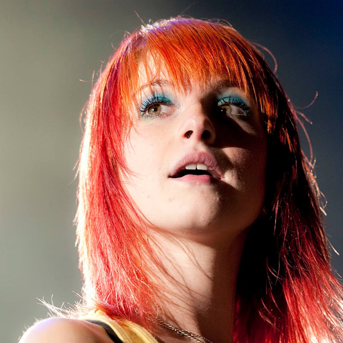 Hayley Williams, vocalista y líder de Paramore, anuncia su primer concierto solista en Colombia
