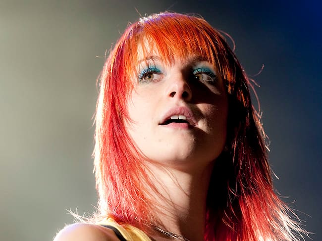 CHICAGO - AUGUST 18: Hayley Williams of Paramore performs on stage during the 2010 Honda Civic Tour at Charter One Pavillion on August 18, 2010 in Chicago, Illinois. (Photo by Daniel Boczarski/Redferns)