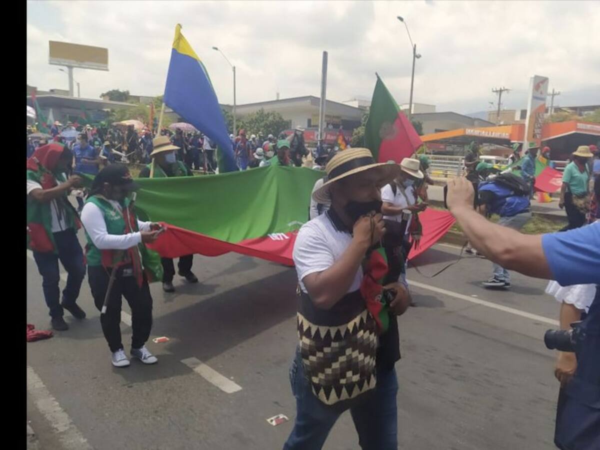 "Nos están matando con los tapabocas puestos": Hermes Peté