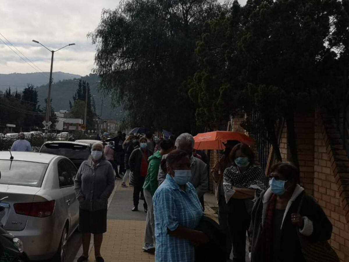 Denuncian aglomeraciones en vacunación a afiliados de Nueva EPS en Sogamoso