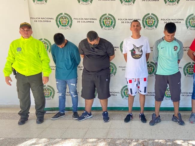 En desarrollo de las audiencias la Fiscalía le imputó cargos por los delitos de hurto calificado y agravado, así como concierto para delinquir, a los que no se allanaron.