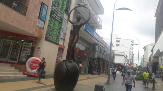 La Venus del Café en la Calle Real de Armenia