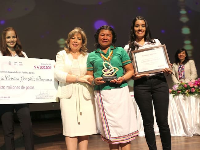 Premio Fundación delamujer reconocerá el liderazgo de la mujer colombiana