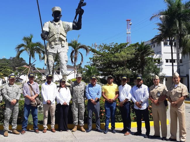 Armada Nacional se reunió con alcaldes del norte de Bolívar